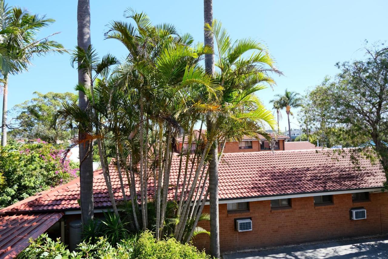 Sapphire Palms Motel Entrance Exteriér fotografie
